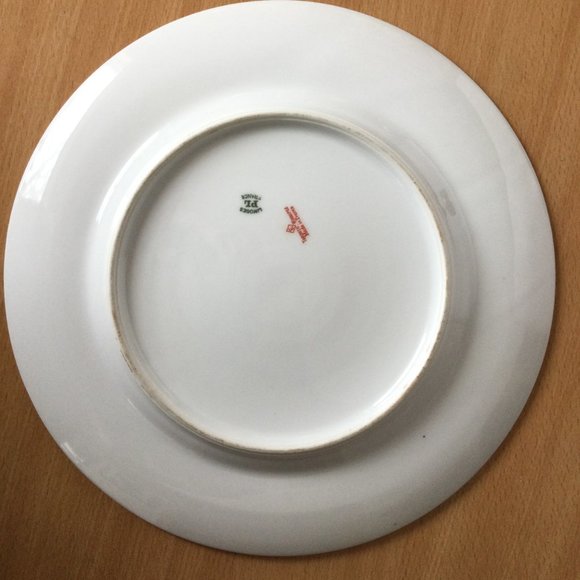 Bundle of 3 Limoges France porcelain 1 pasta bowl and 2 plates floral patterns - Picture 7 of 8